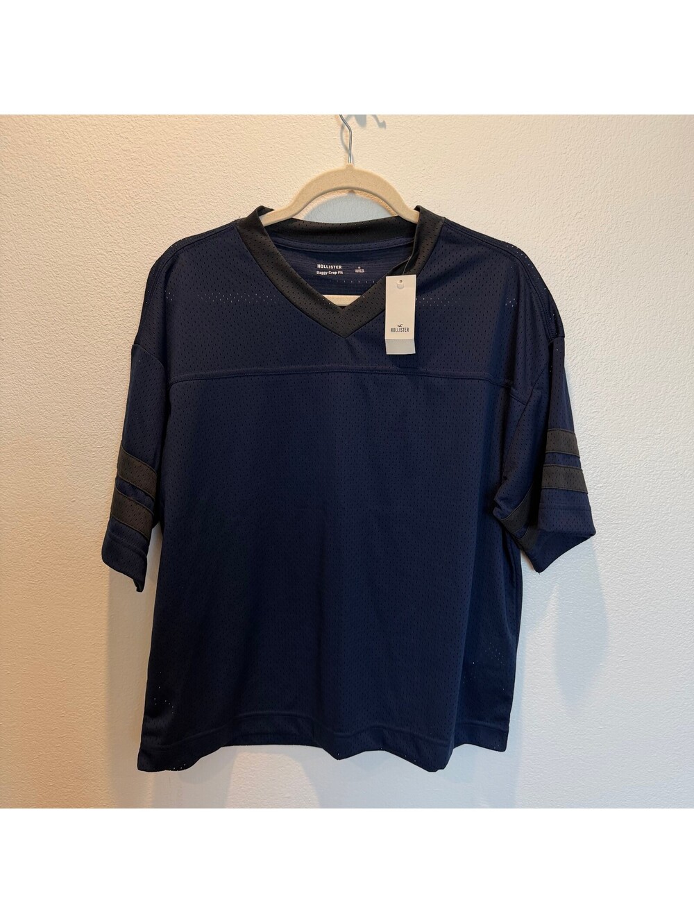 Hollister Baggy Crop Fit Jersey